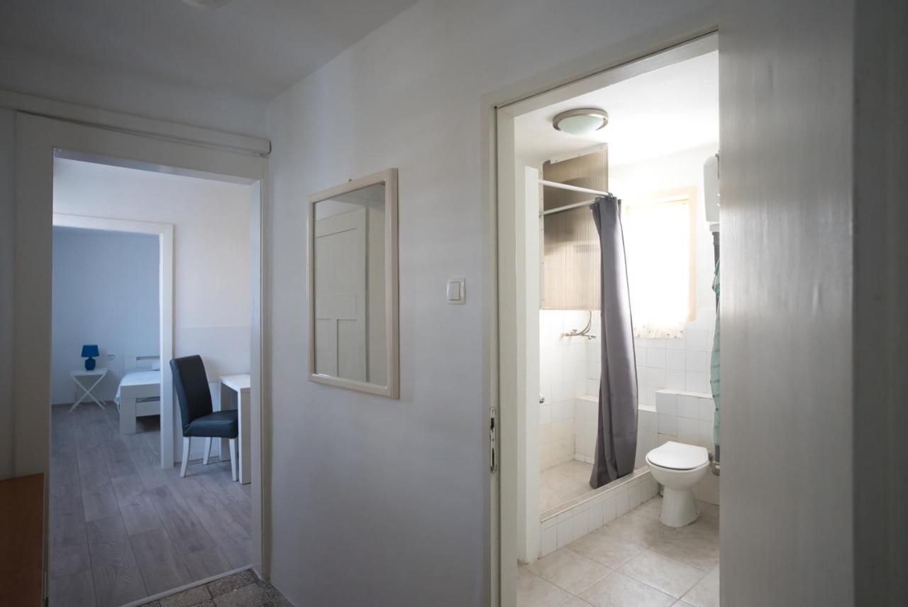 Apartment Fly Split Luaran gambar